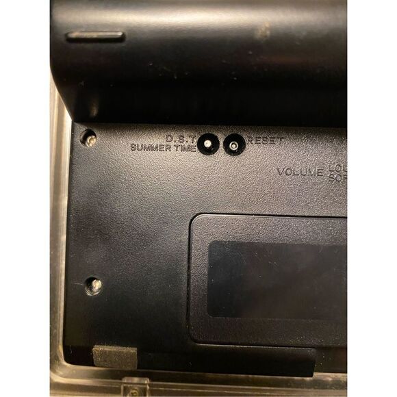 Retro seiko world time voice alarm clock - Picture 8 of 11